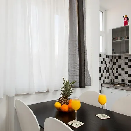 Petra Apartament Split